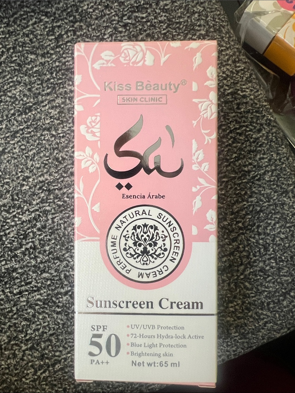 Pink Sunscreen Cream SPF 50 PA++